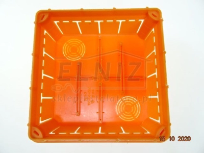 Puszka podtynkowa łączeniowa kwadratowa 160x160x70mm z deklem Elektro-Plast Opatówek Pp/t 7 11.7-138138